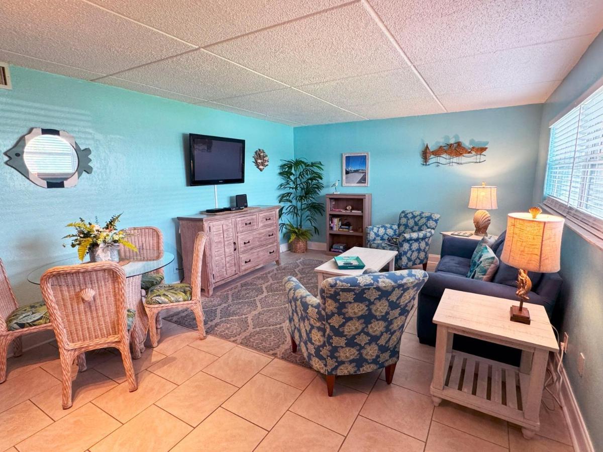 1 Bedroom Brisa Del Mar! Ground Floor Unit! Cocoa Beach Bagian luar foto