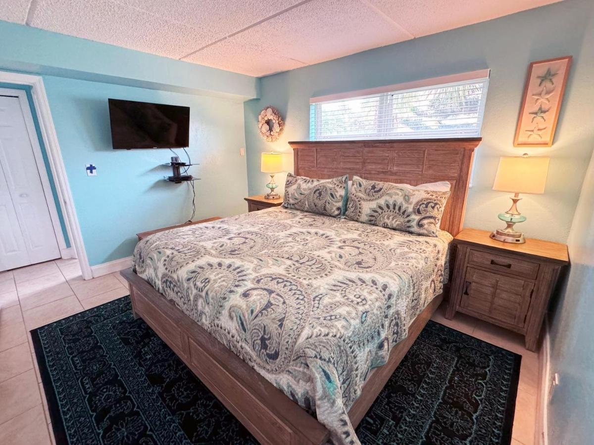 1 Bedroom Brisa Del Mar! Ground Floor Unit! Cocoa Beach Bagian luar foto