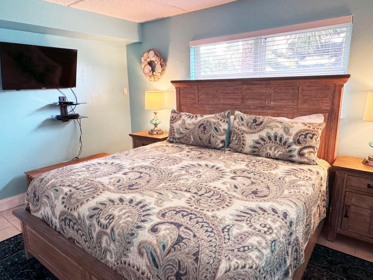 1 Bedroom Brisa Del Mar! Ground Floor Unit! Cocoa Beach Bagian luar foto