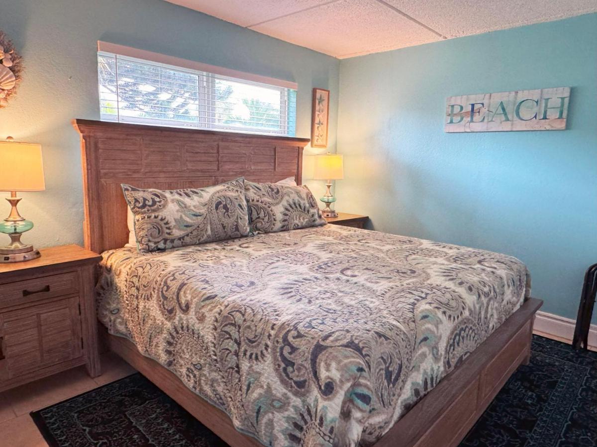 1 Bedroom Brisa Del Mar! Ground Floor Unit! Cocoa Beach Bagian luar foto